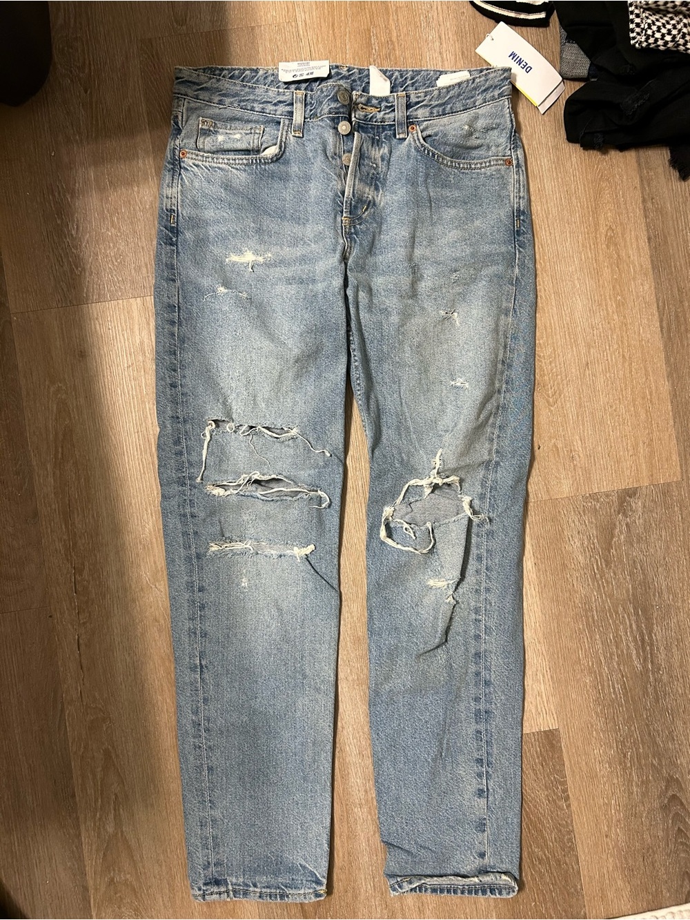 H&M Light Blue Distressed Boyfriend Jeans